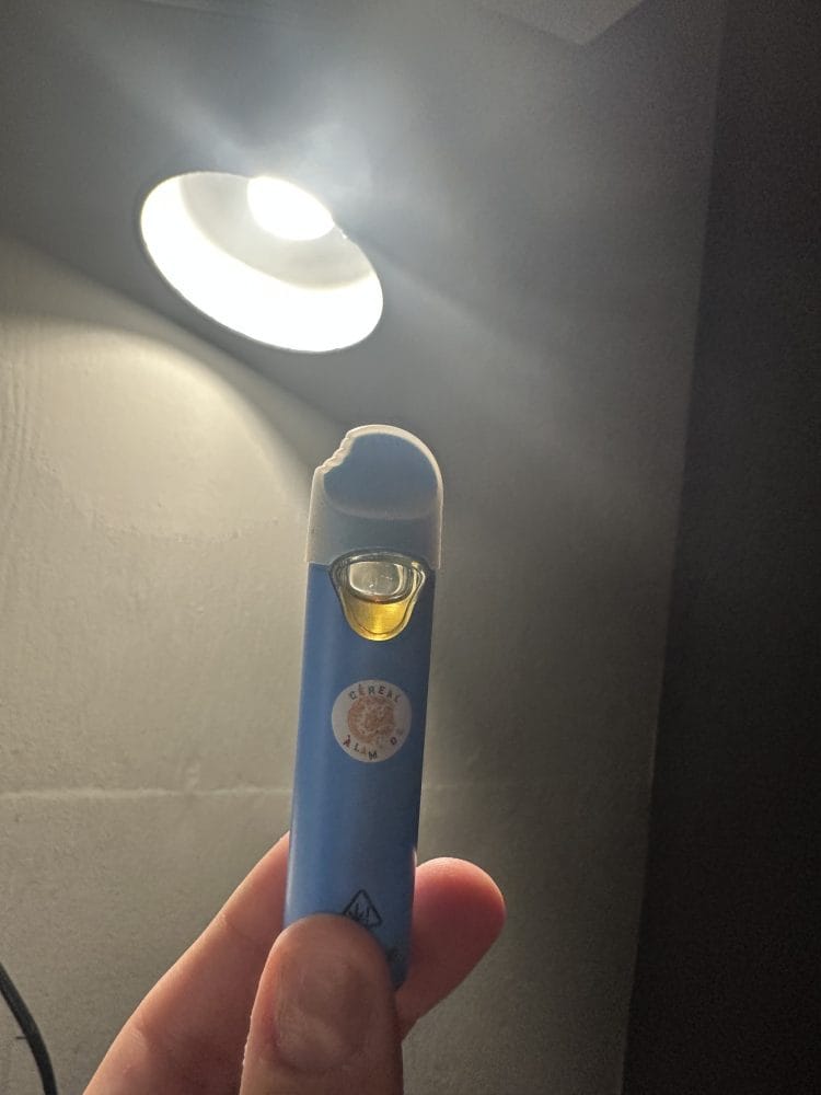 Dual Chamber THC Vape Pen 0.5+0.5ml CEREAL MILK & CEREAL A LA MODE preview